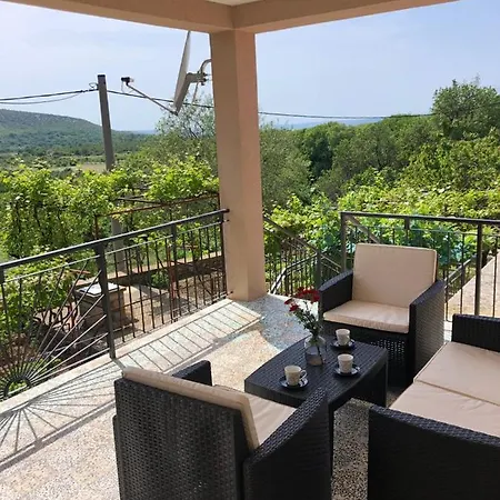 Holiday home Erslan